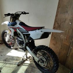 2016 yamaha yz250f