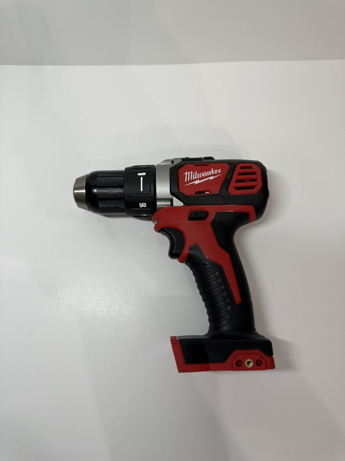 Milwaukee Hammer Drill M18