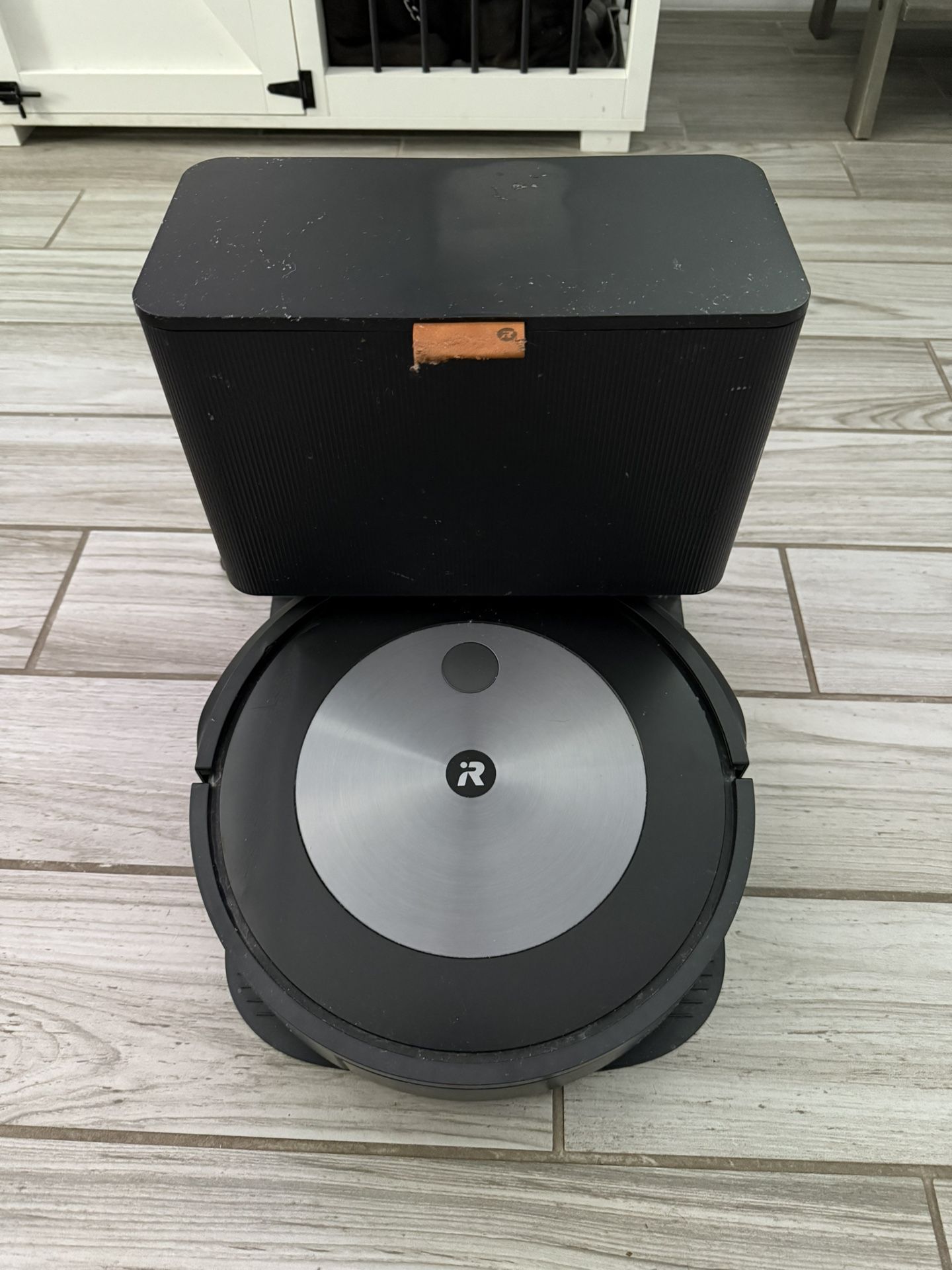 iRobot Roomba Vacuum 