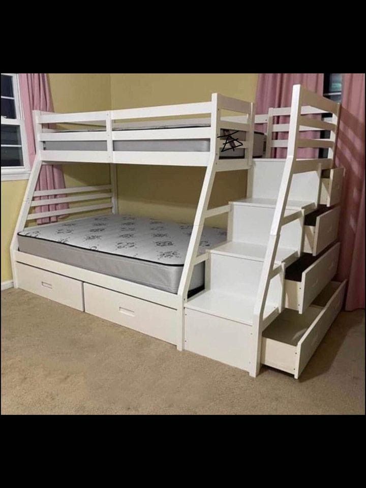 Jason White Finish Twin/Full Bunk Bed$10 Down Payment And Financing Available