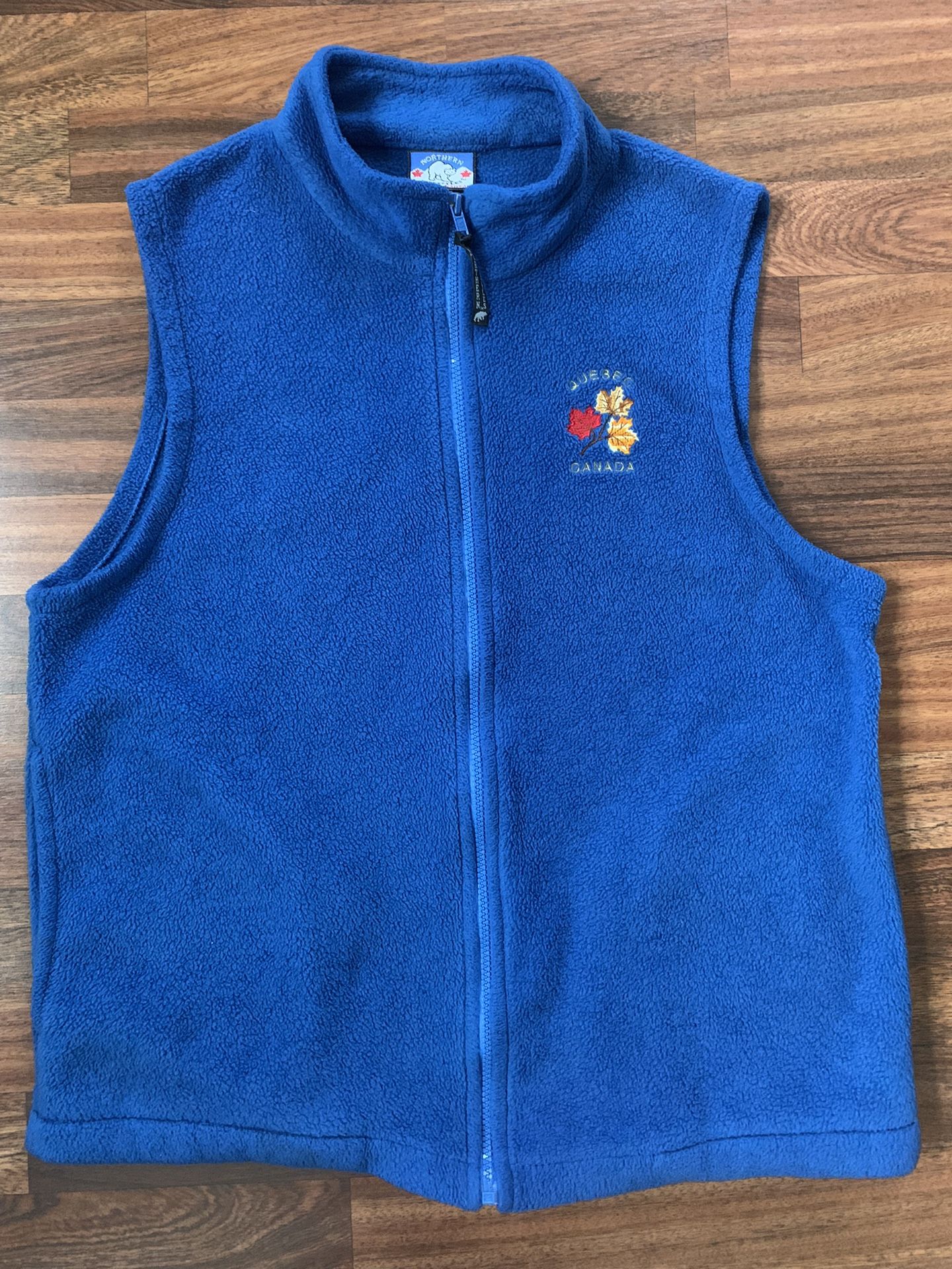 Northern Lifestyles Blue Fleece Full Zip Vest Size L Quebec Canada Leaf Logo