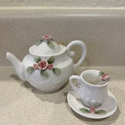 Small Decorative Ceramic Tea Pot And Cup