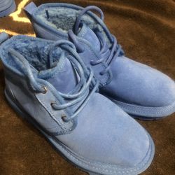BLUE UGGS