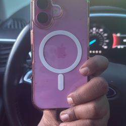iPhone 16 