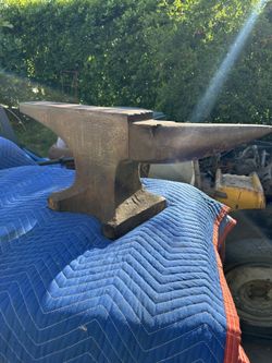 Hay Budden blacksmith anvil 210lbs Anvil