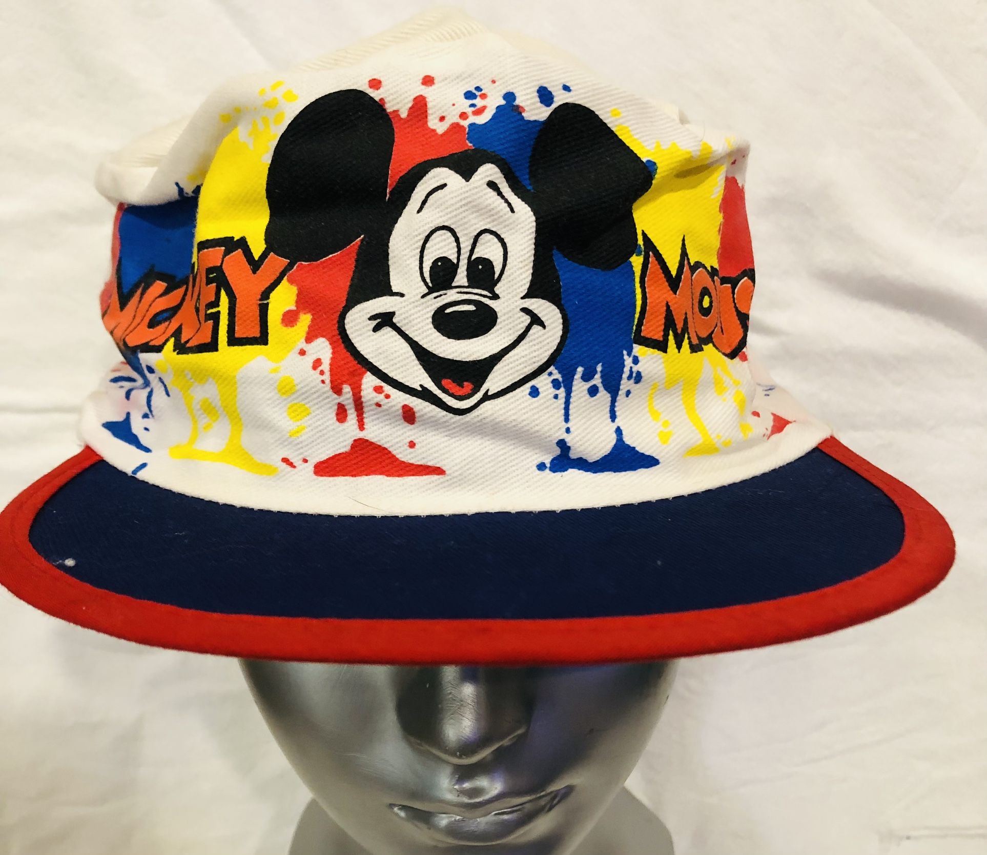 VINTAGE MAGIC KINGDOM HAT