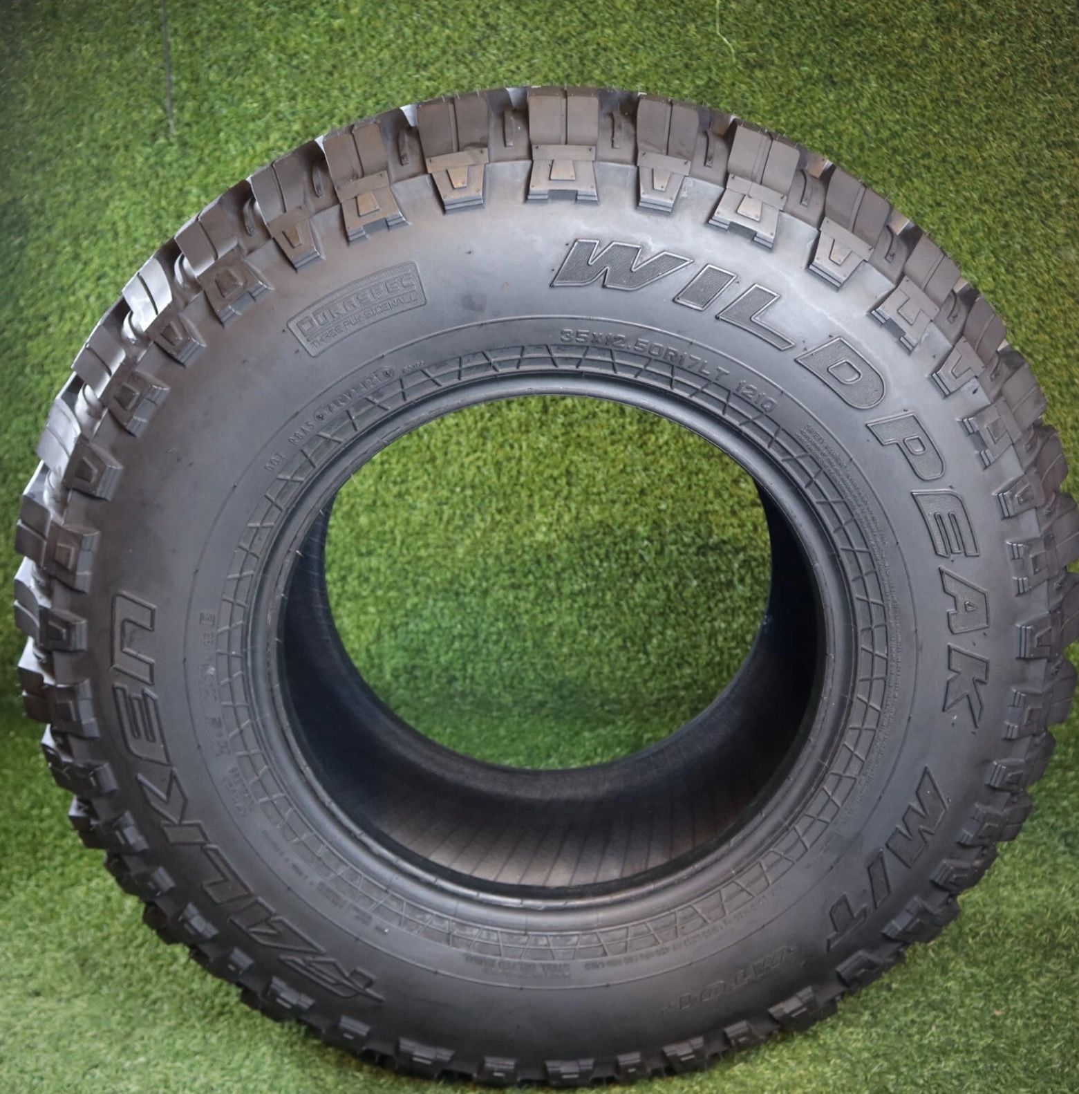 35 12.50 17 Falken Wildpeak M/T01 90% Tread 13/32 121Q #25237 Mud Tires 4x4 Off Road High Performance Truck
