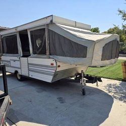 1978 Jayco Popup Trailer (Fixer Upper)
