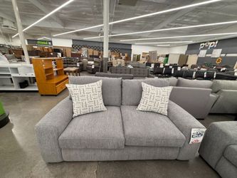 Clayton Cornflower Loveseat