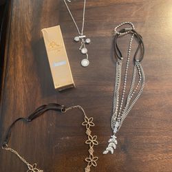 Lot Of Head Accessories 