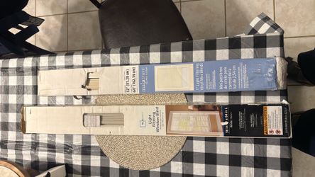 Blinds for Sale $15 each or both for ($20)