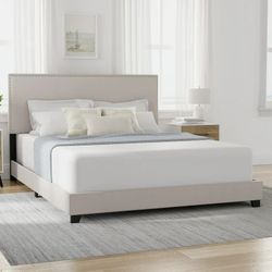 Hillsdale Willow Nailhead Upholstered Platform Bed 