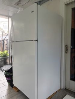 Whirlpool white fridge with warranty from Best Buy until 2028