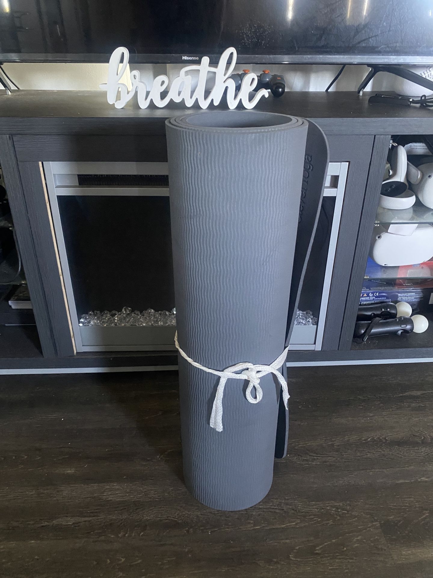 Black Yoga Mat