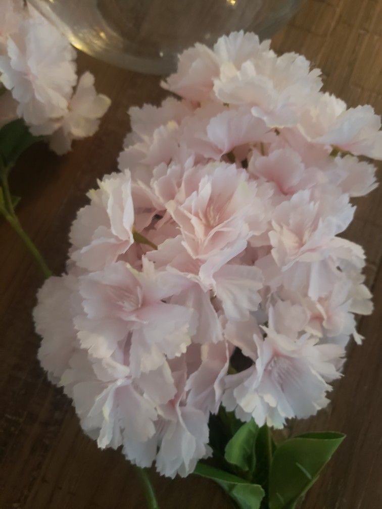 5 Big Faux Flowers