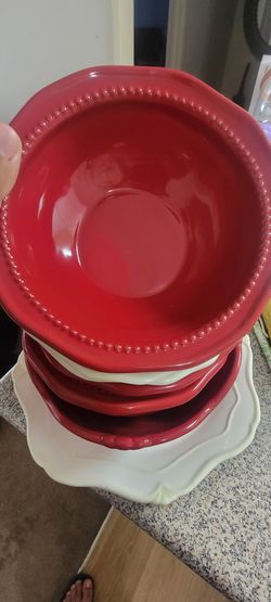 Princess House bowls and plate