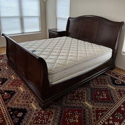 King Bedroom Set $400 
