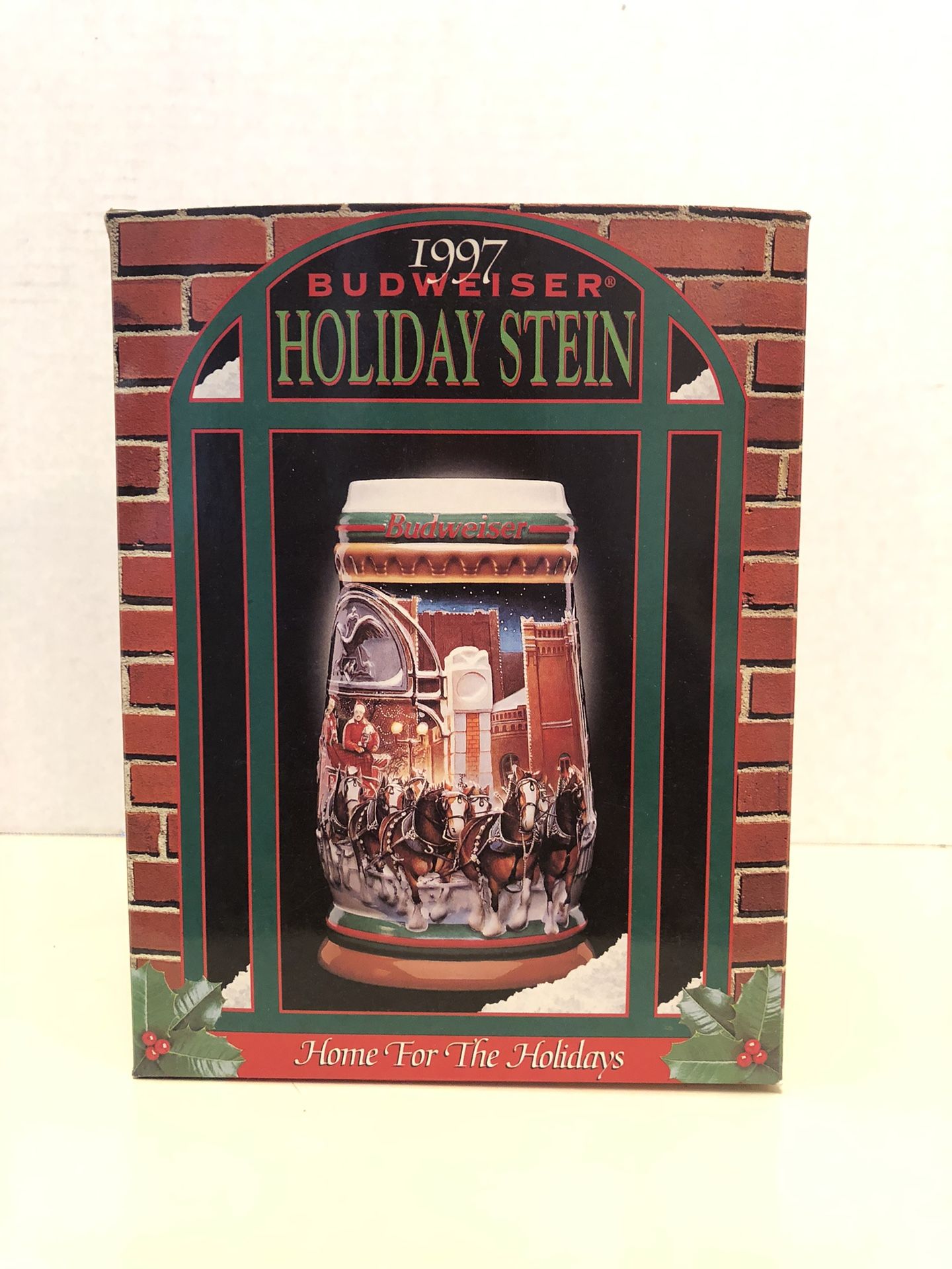 Budweiser 1997 Holiday Stein Box