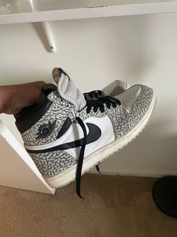 Air Jordan 1 Retro High OG 'White Cement’ men’s size 9.5 us