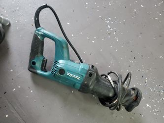 Makita. Cierra