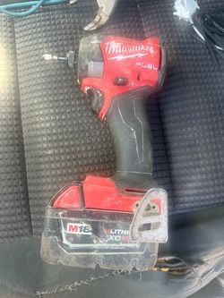 Milwaukee fuel drill