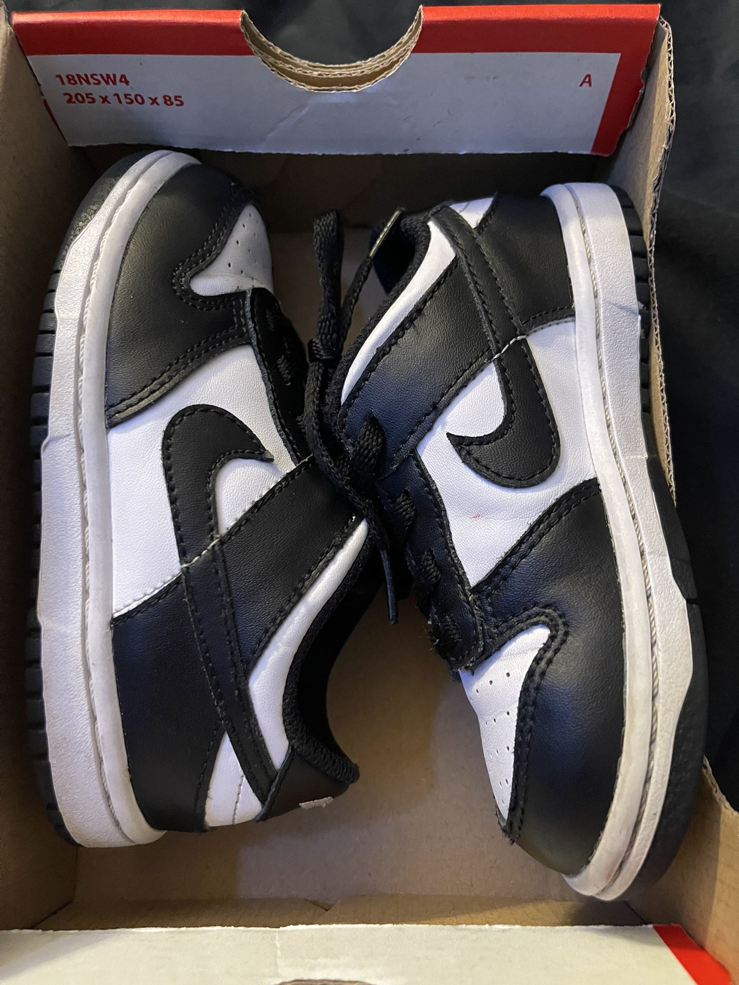 Nike Dunks Low 9c Toddler 20$ Size 9 Pandas Baby Shoe 