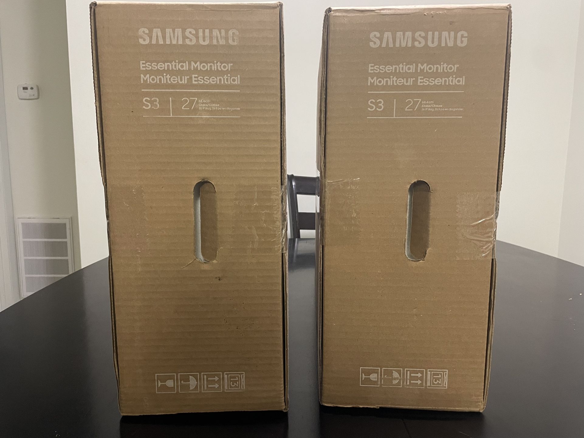 Curve Screen Monitors