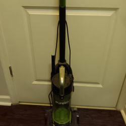 EUREKA AIRSPEED VACUUM