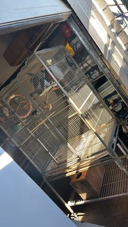 Cockatiel cage