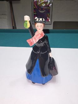 Disney's Mary Poppins Ceramic Figurine, Vintage Walt Disney (No Umbrella)