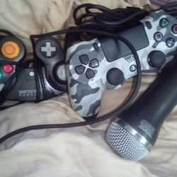 Sed videogame controllers and mic