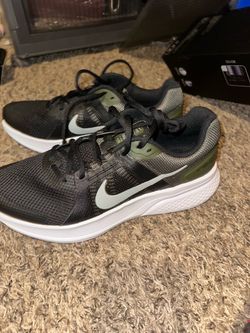 Men’s Nike 9.5