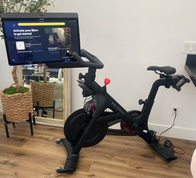 Peloton Premium Bike Plus