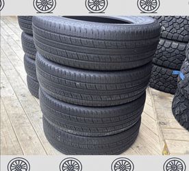 265 65 18 Set of FOUR Used Like New Condition