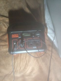 Jackery Explorer 300