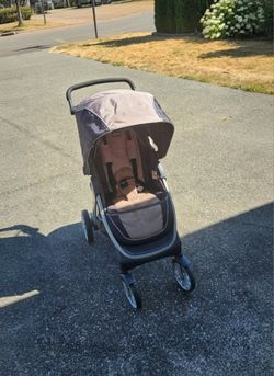 Chicco Bravo Stroller w/ Accesories - Great Condition!