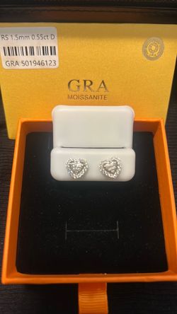 GRA Moissanite Heart Stud Earrings 0.55ct