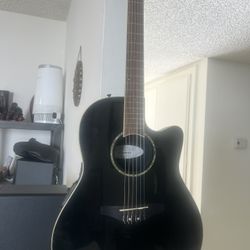 Acoustic Electric Guitar 