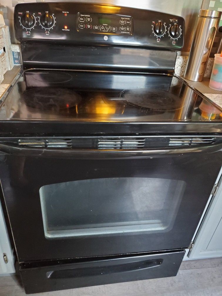 GE Stove