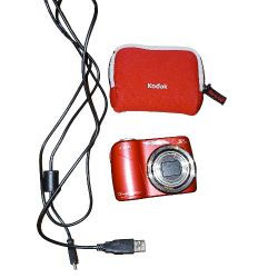 Kodak EasyShare C190 Digital Camera 12.3 MP 5x Optical 5x Zoom RED Pouch Cord 