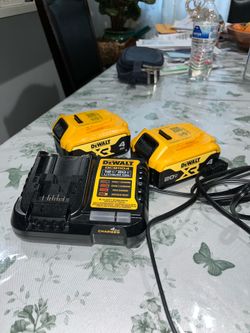 DeWalt 20V MAX XR Lithium Ion Battery Pack
