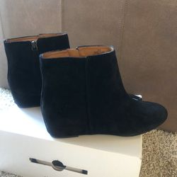 Nine West Metalina Hidden Wedge Bootie, Size 9 