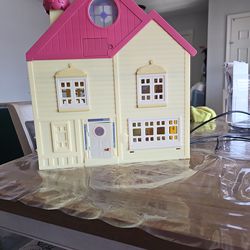 Free Toy Bluey hause