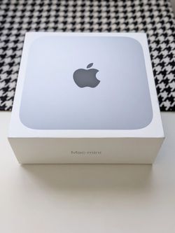 Apple Mac Mini M1 Desktop Bundle – 8GB RAM / 256GB SSD + Magic Keyboard & Magic Trackpad