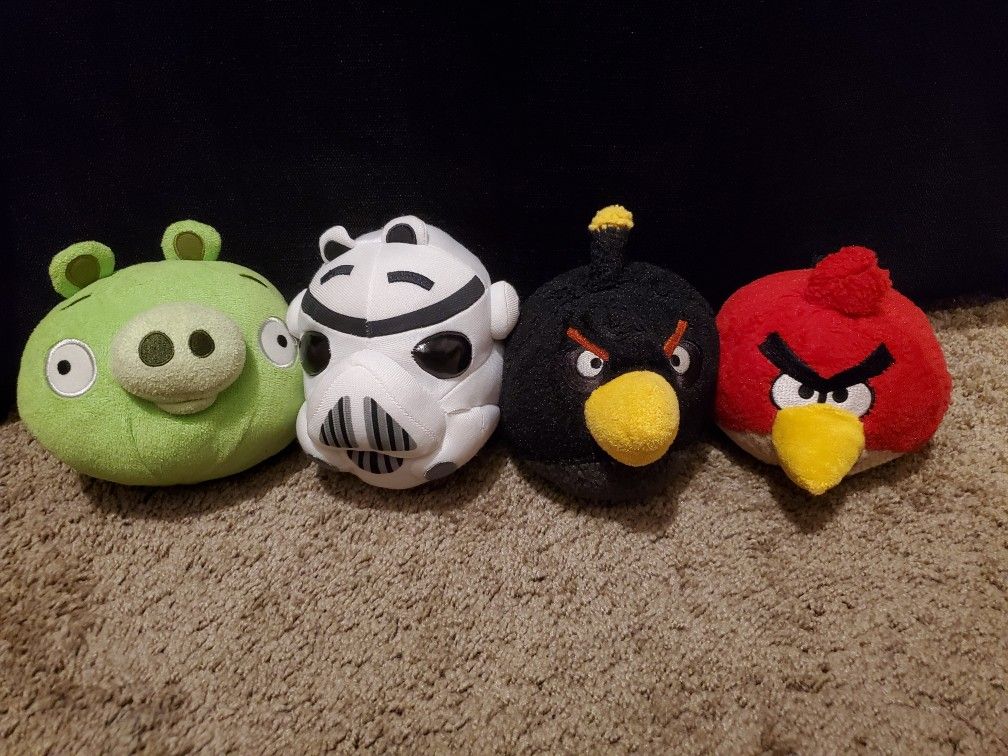 Angery Bird Plushies 