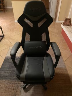 Gaming chair
