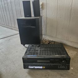 Onkyo Receiver With Powered Sub And 2 Rear Speakers