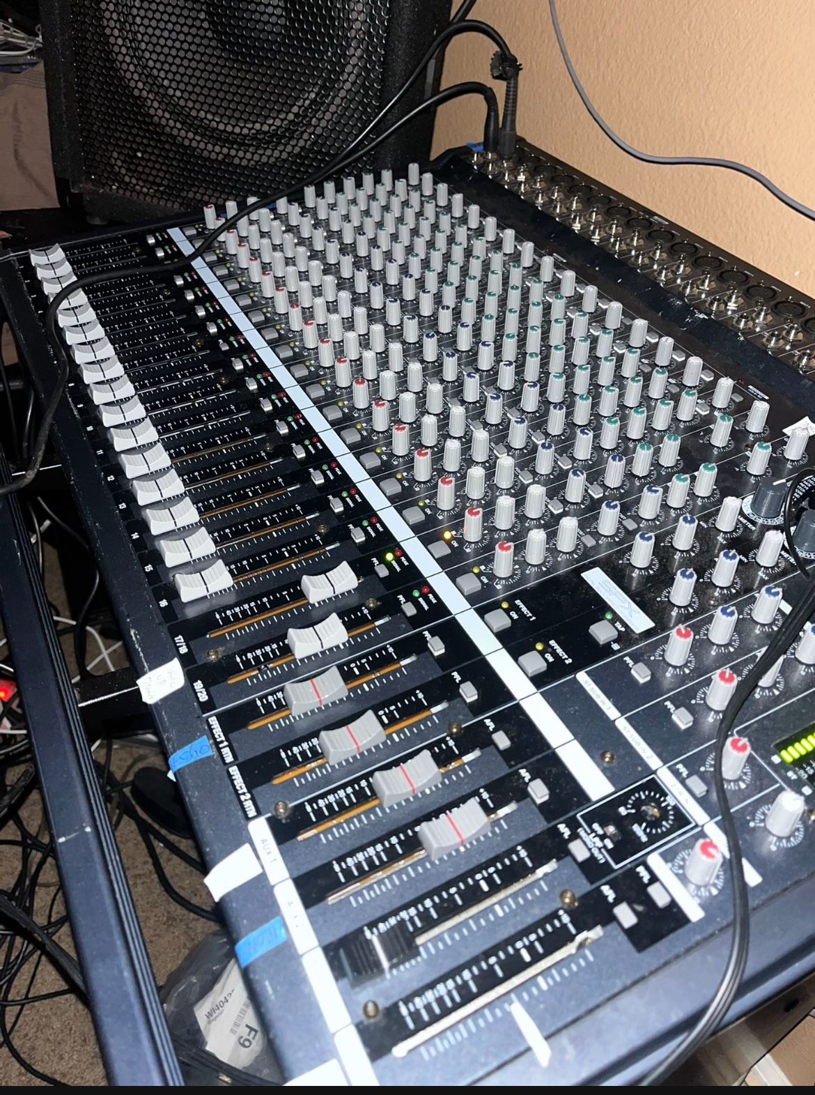 Yamaha Mixer Sound Board EMC 500