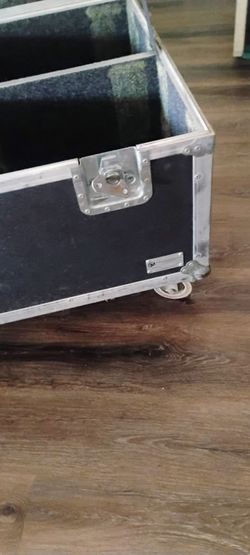 Heavy flight Case ( Heavy duty rolling utility storage box)