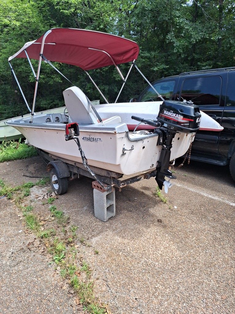 Boat For Sela
